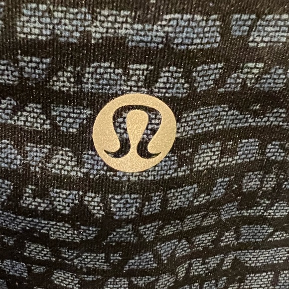 Lululemon Teal Patterned Leggings - Picture 4 of 5